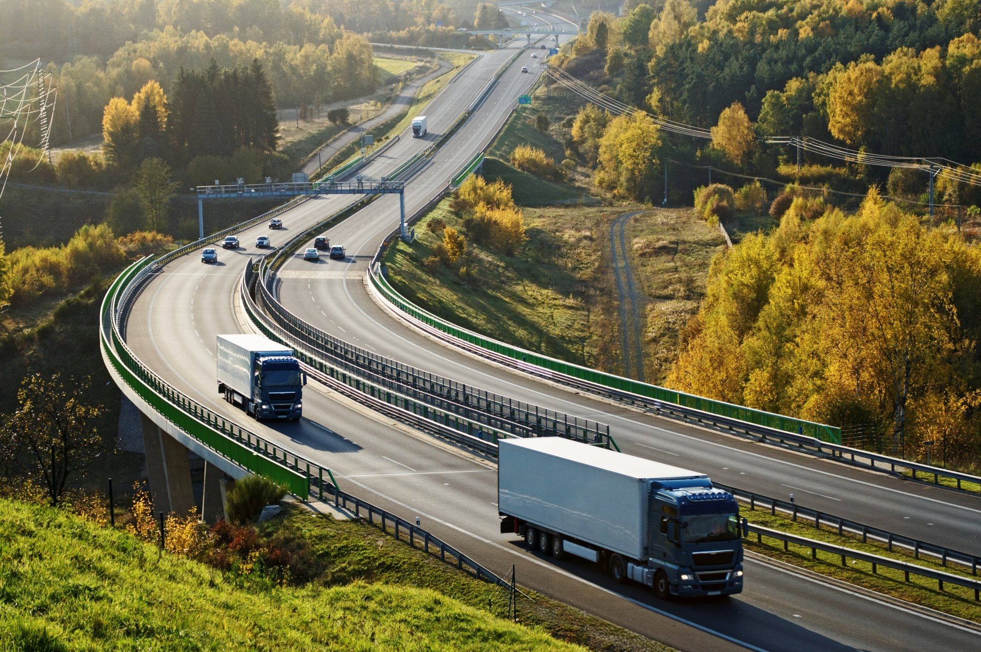 tapa-standard-dqs-road with trucks in the foreground