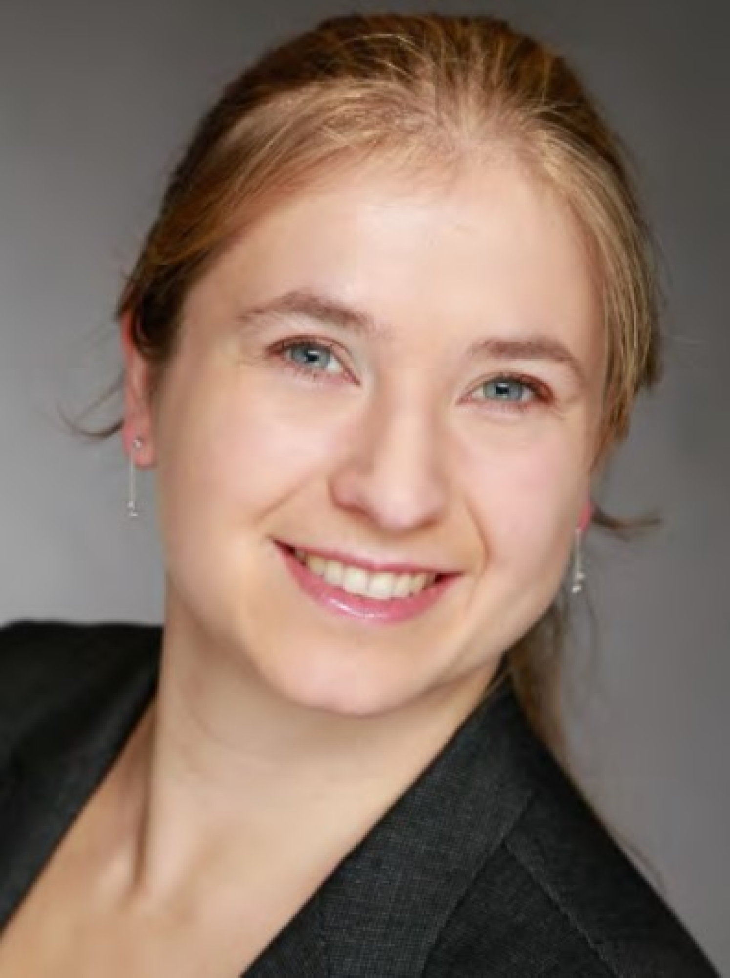 julia frigge-dqs-expert health, safety and environment