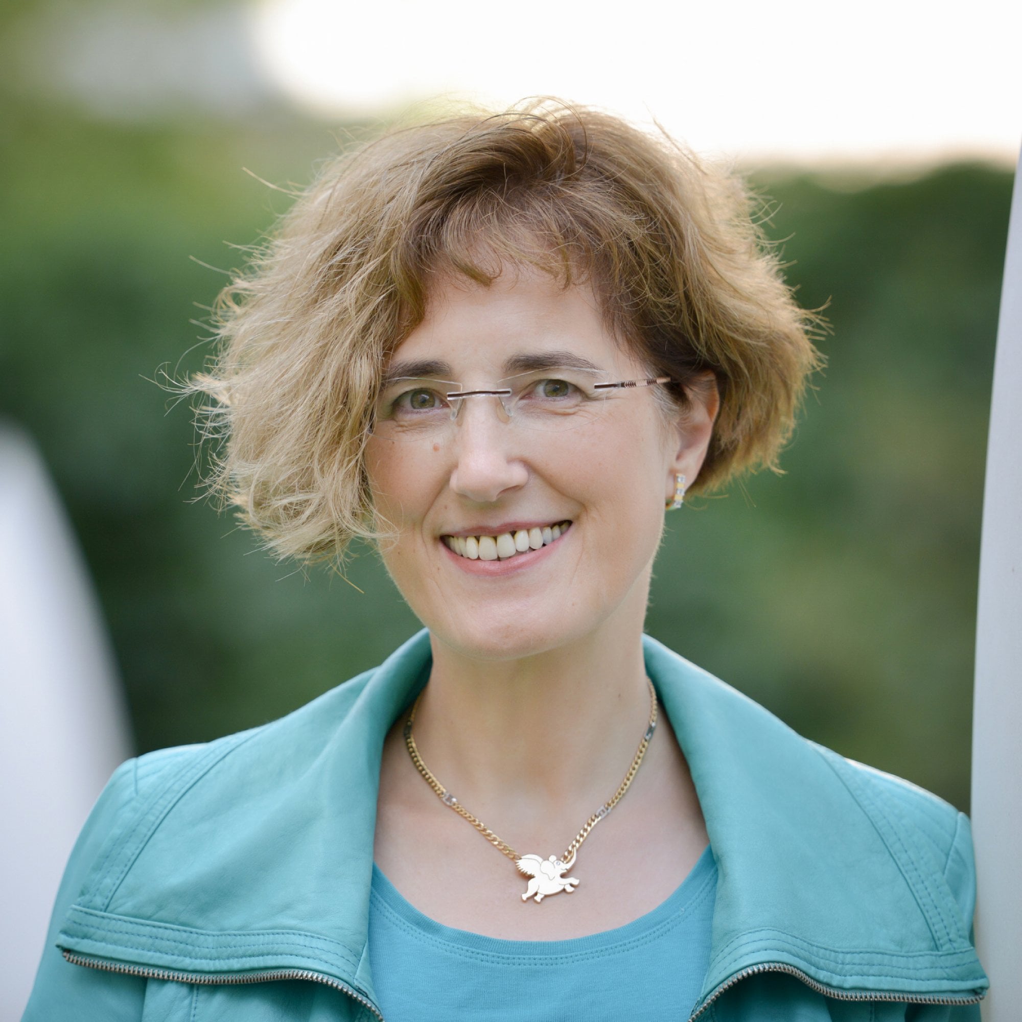 Dr. Patricia Adam is a DQS auditor and Professor of International Management at Hannover University 