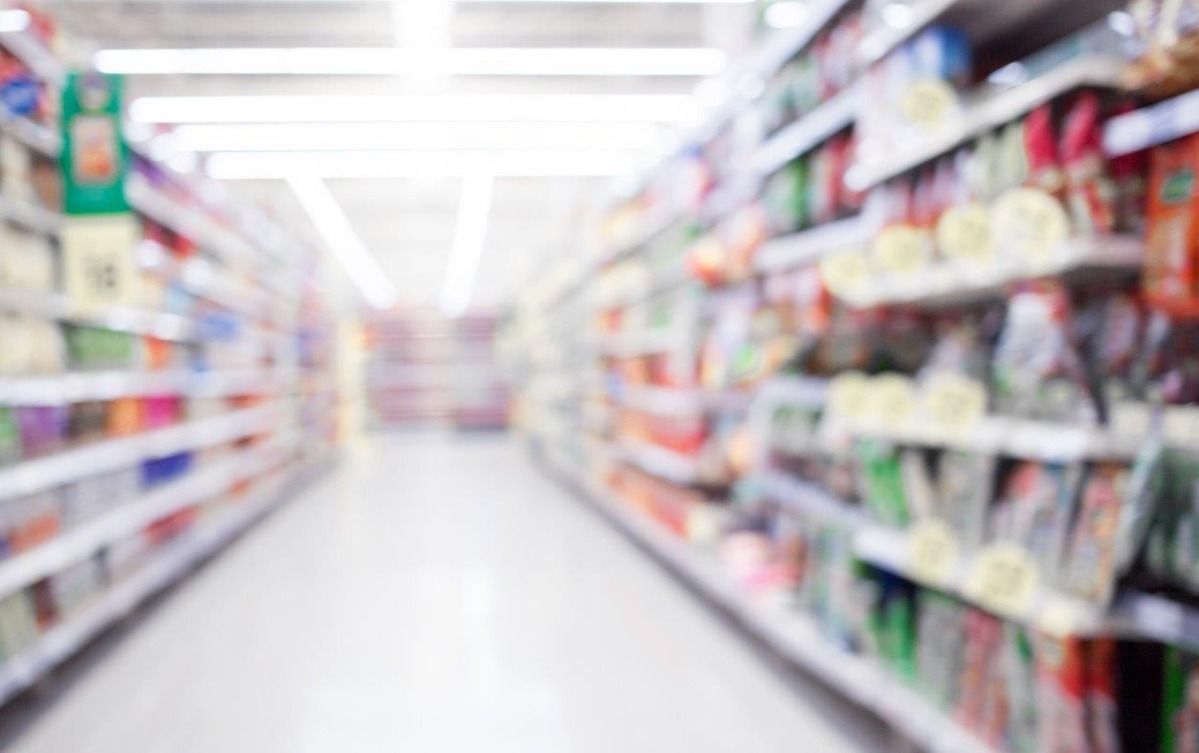 Produkte in den Regalen