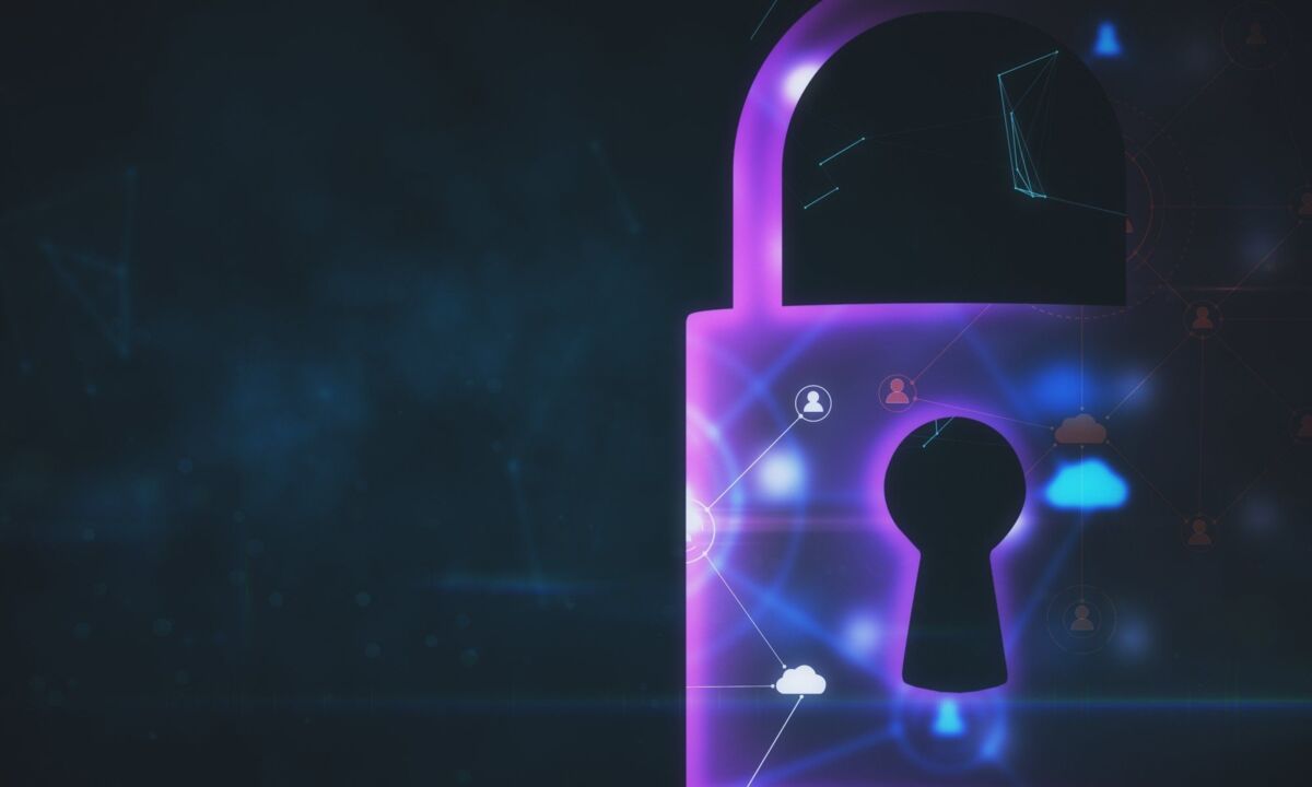 it-security-information-security-dqs-purple lock in animation